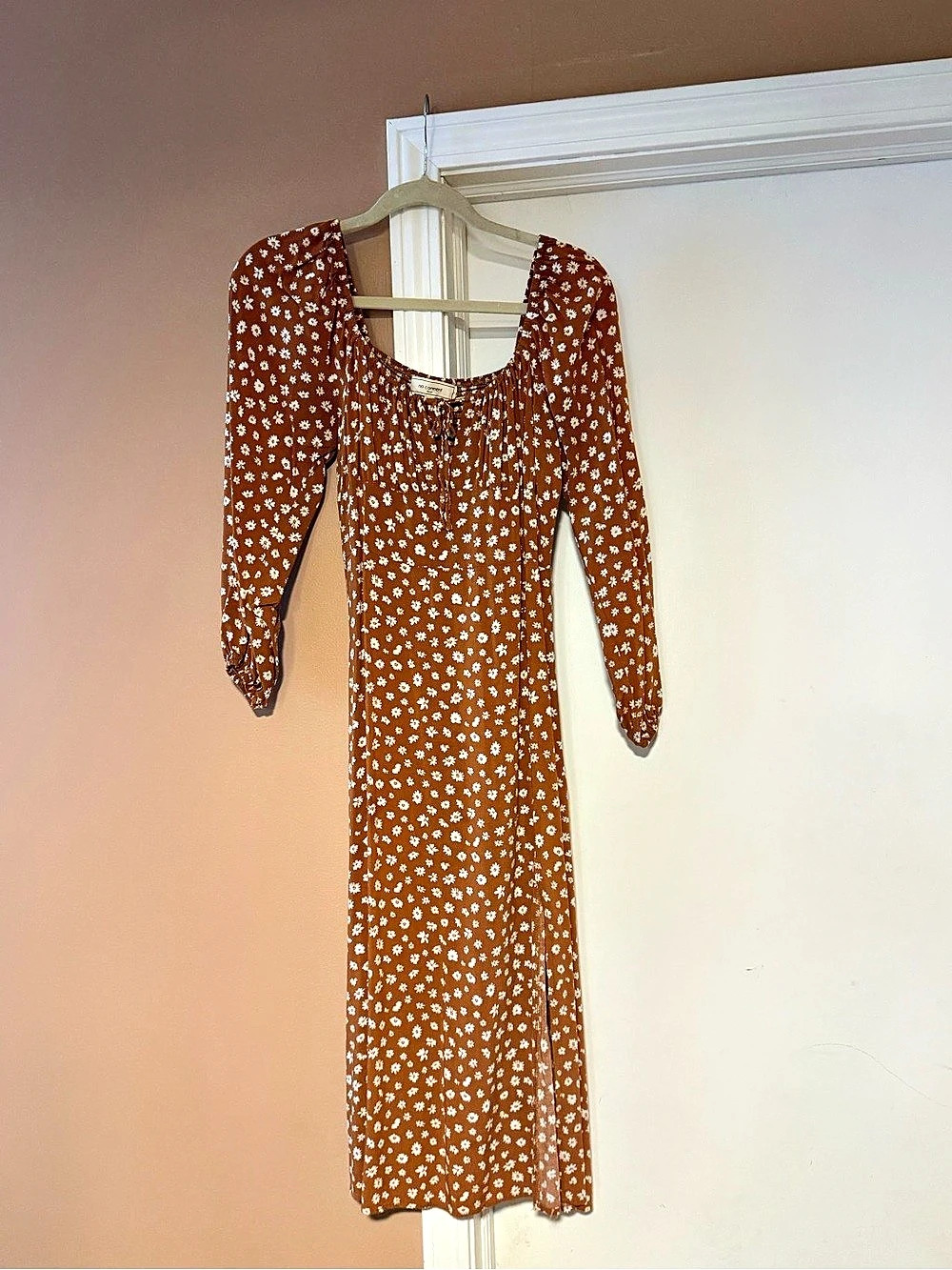 No Comment Floral Long Sleeve Maxi Dress in Brown Size Large